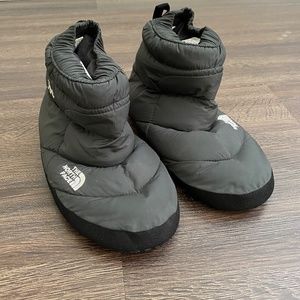 Vintage The North Face 700 Nuptse Booties – Black – M